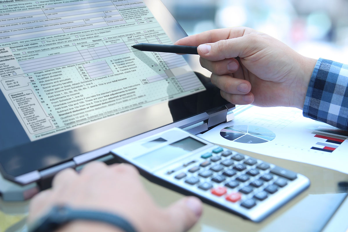 Ongoing bookkeeping and reporting for small and medium companies